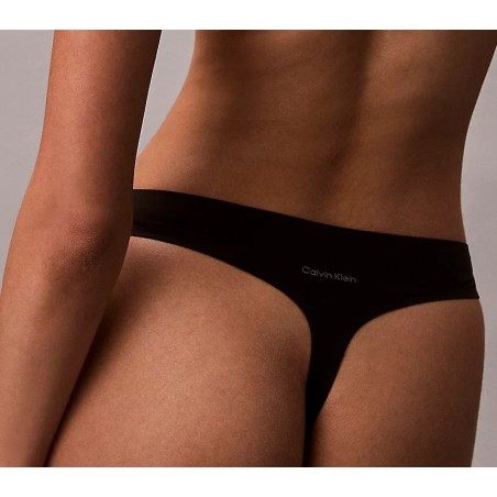 Tanga Calvin Klein Perfectly Fit Lace QF8444