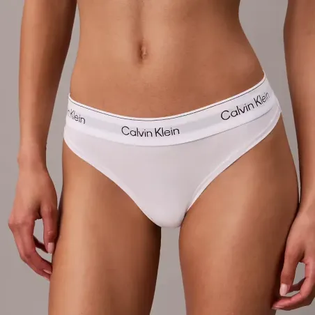 Tanga Calvin Klein Icon Cotton Modal QF8518