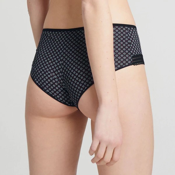 Short Variance Secret Allure Mode